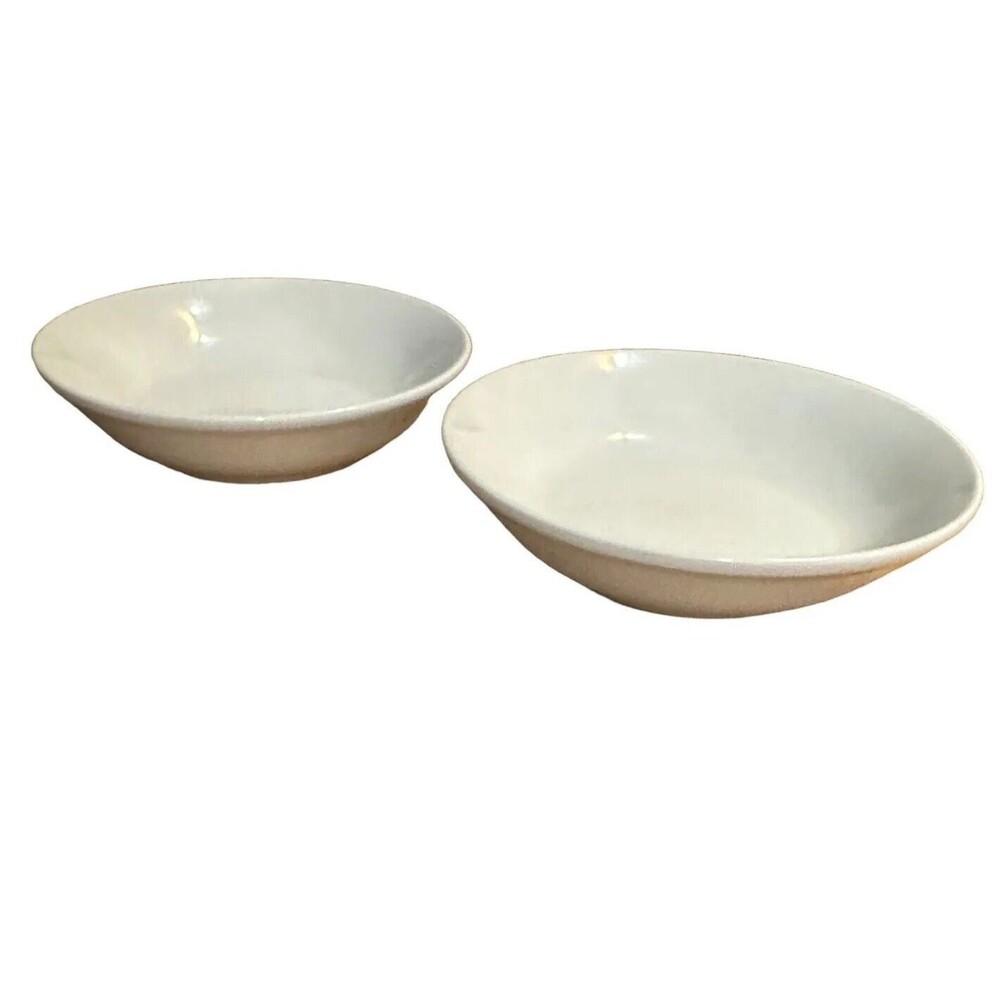 Set Of 2 Oneida Grato White Porcelain Bowls 8”